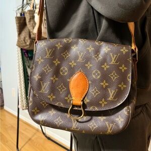 LV Cloud April 1988 France